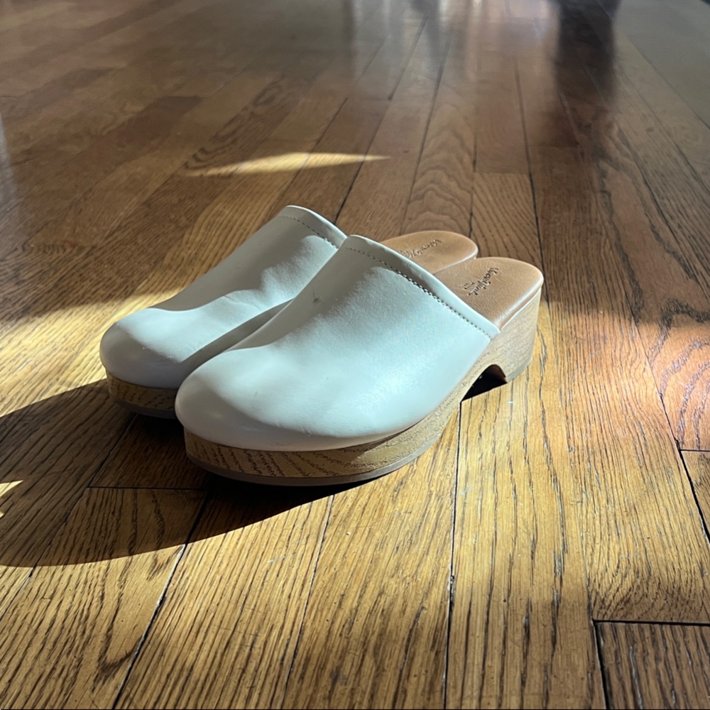 Universal Thread Cream Mules